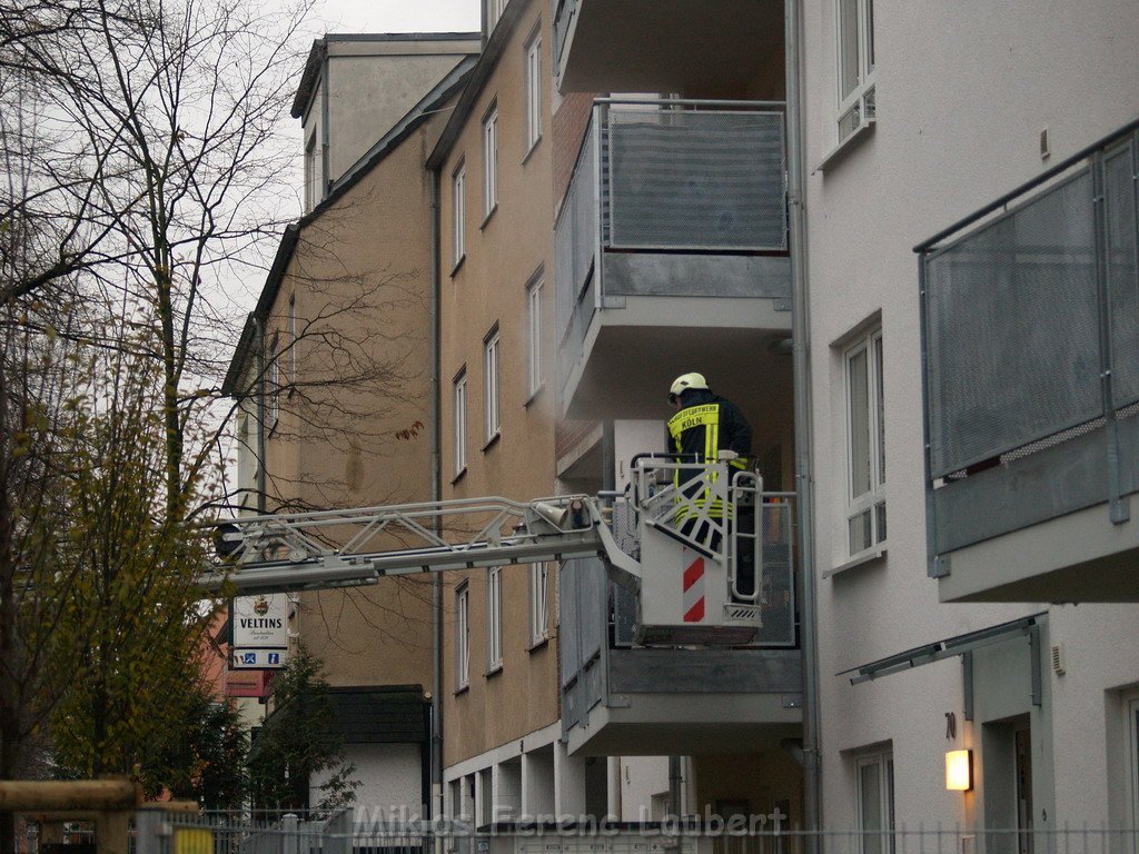 Brand Koeln Vingst Kuthstr     P22.JPG